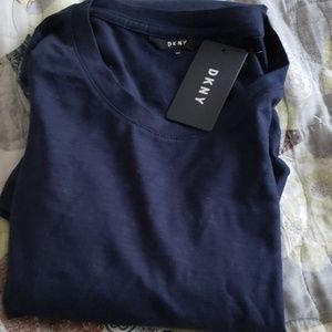 DKNY men's short sleeve tee shirt.